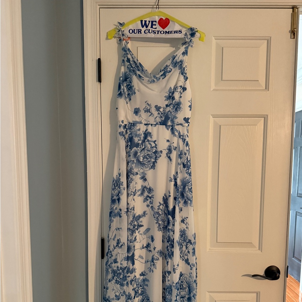 Dessy Collection the chiffon maxi with pedal straps White and Blue